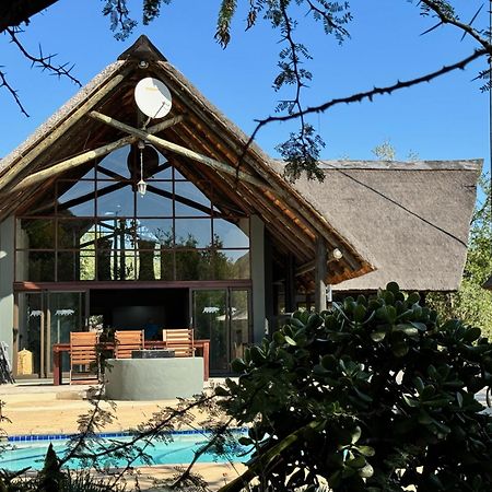 Pangolin Game Lodge - Self Catering, Incl 2 Game Drives Per Day Matlhagame Exterior photo