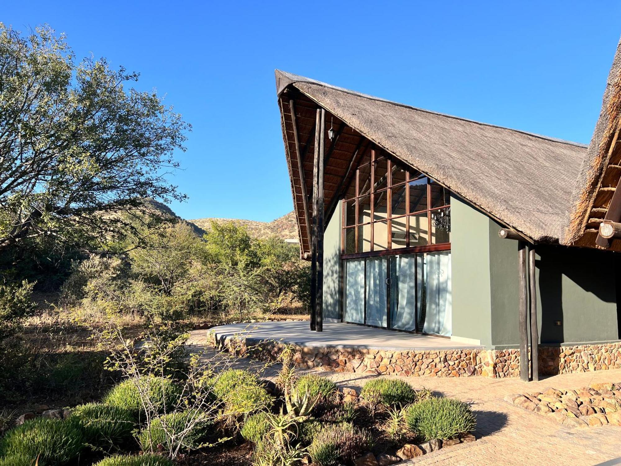 Pangolin Game Lodge - Self Catering, Incl 2 Game Drives Per Day Matlhagame Exterior photo