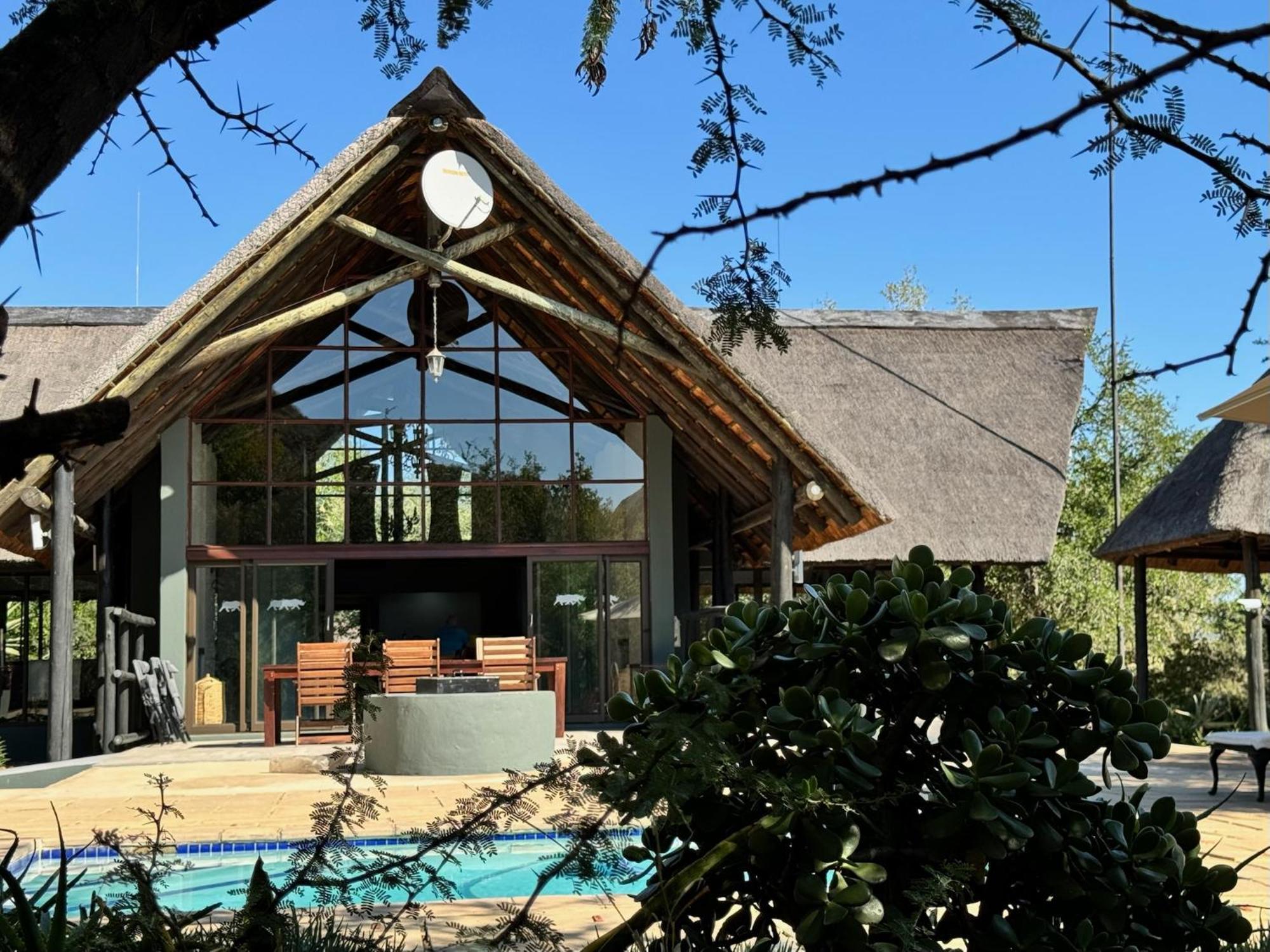 Pangolin Game Lodge - Self Catering, Incl 2 Game Drives Per Day Matlhagame Exterior photo