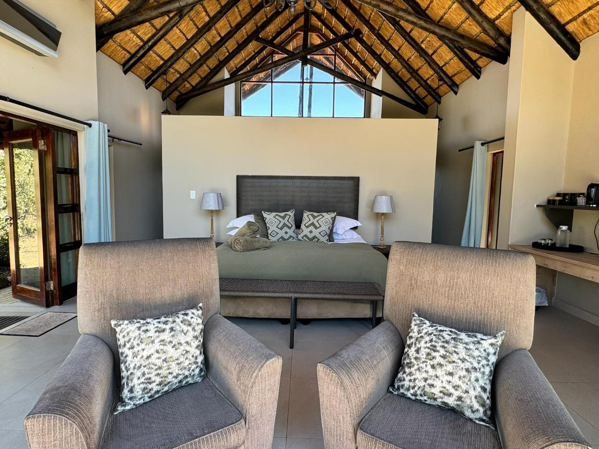 Pangolin Game Lodge - Self Catering, Incl 2 Game Drives Per Day Matlhagame Exterior photo