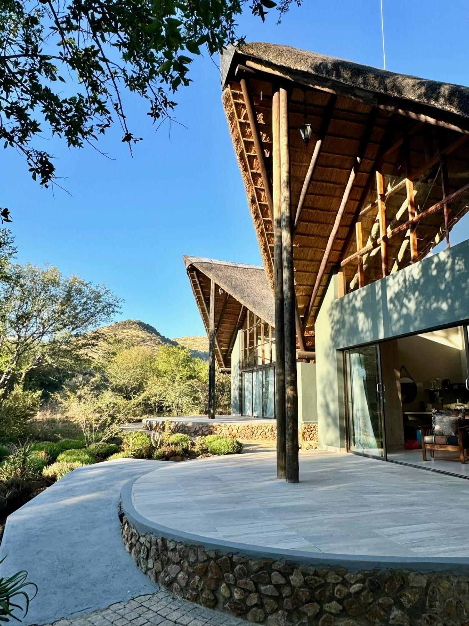Pangolin Game Lodge - Self Catering, Incl 2 Game Drives Per Day Matlhagame Exterior photo